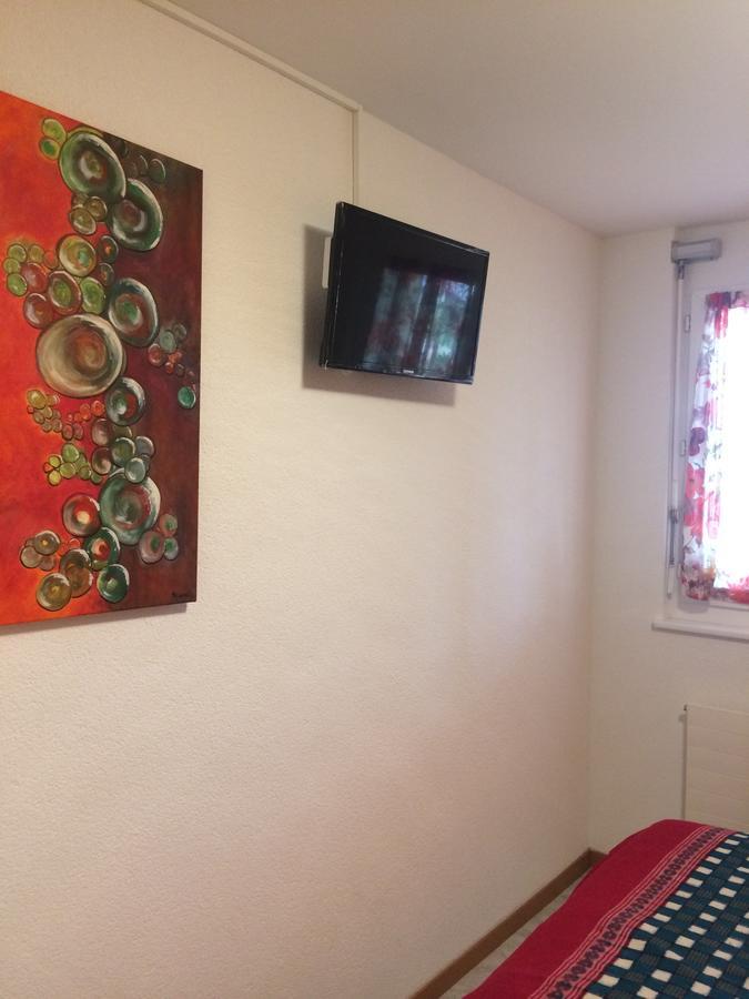 Bed and Breakfast Mona'S Sleep & Go Buren  Экстерьер фото